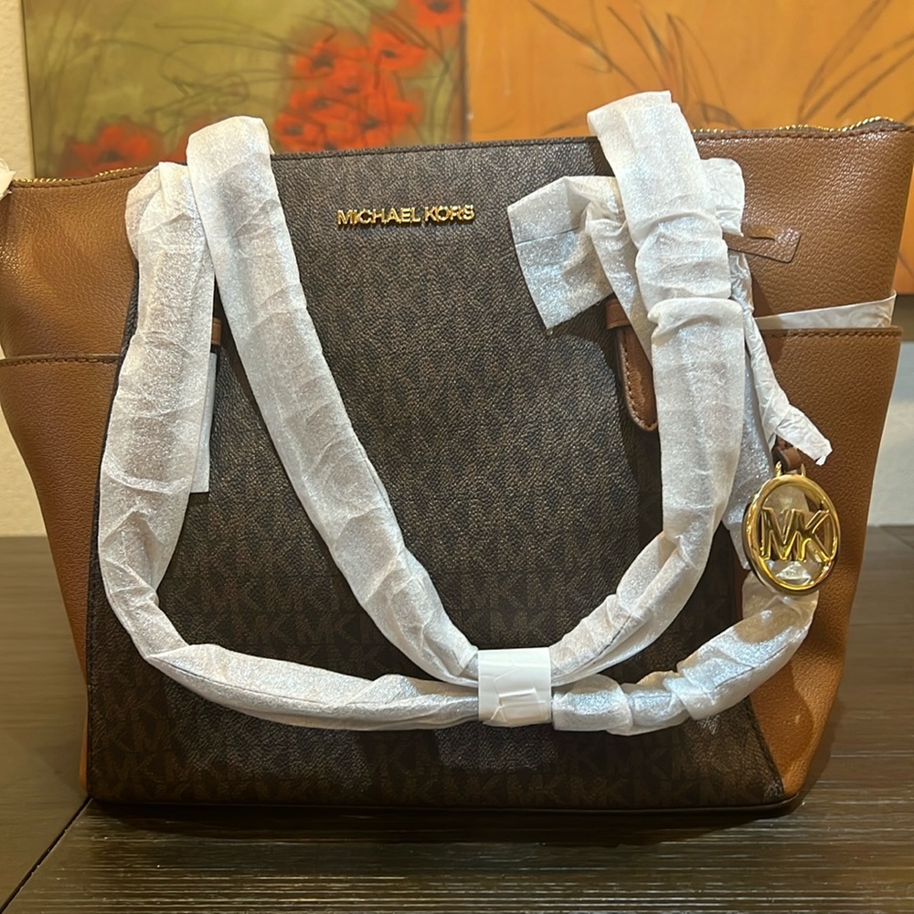 MICHAEL MICHAEL KORS